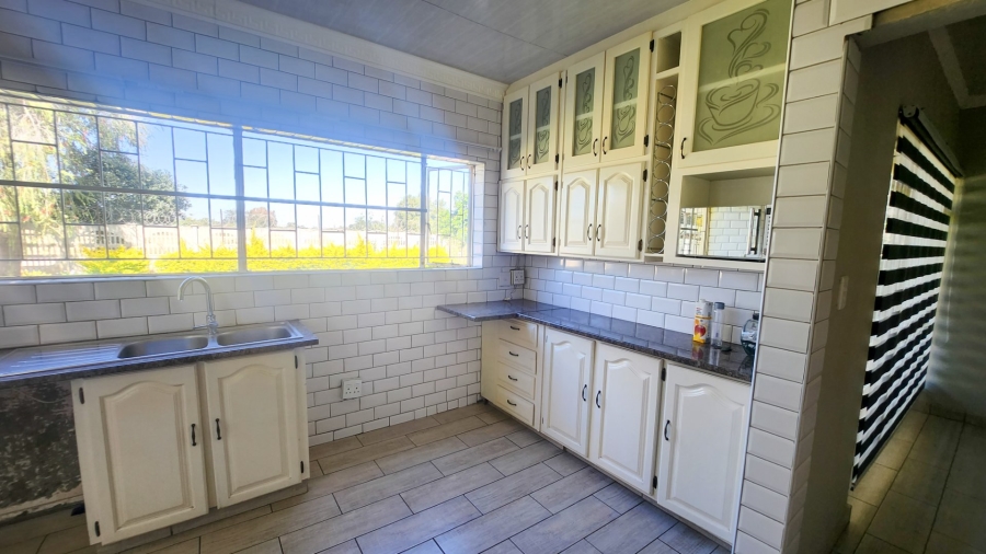 3 Bedroom Property for Sale in Meiringspark North West